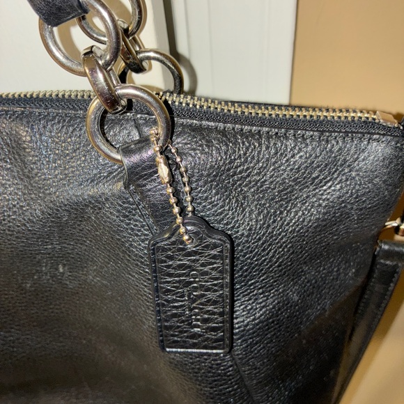 Coach Black Leather Shoulder Bag - Picture 2 of 7